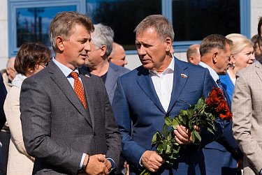 Увековечен в бронзе